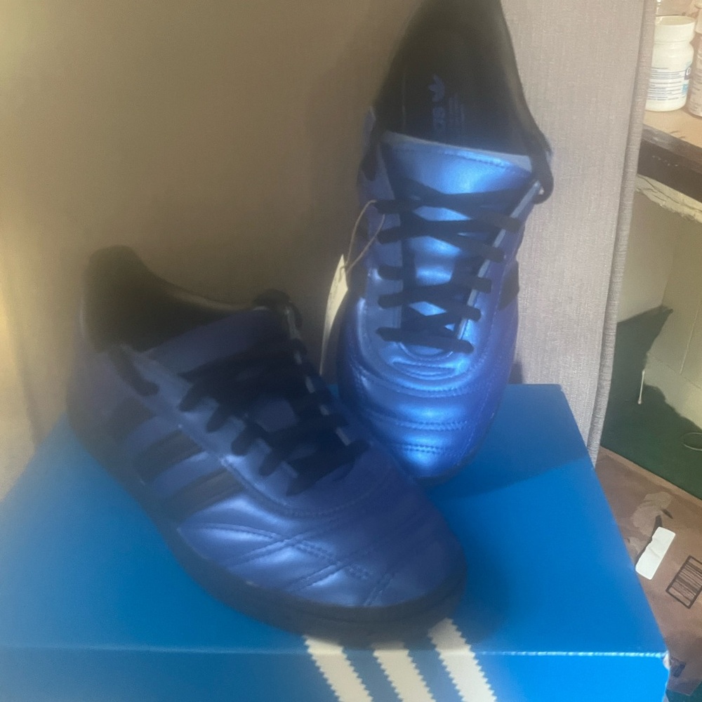 Adidas Women's Blue and Black Sneakers
